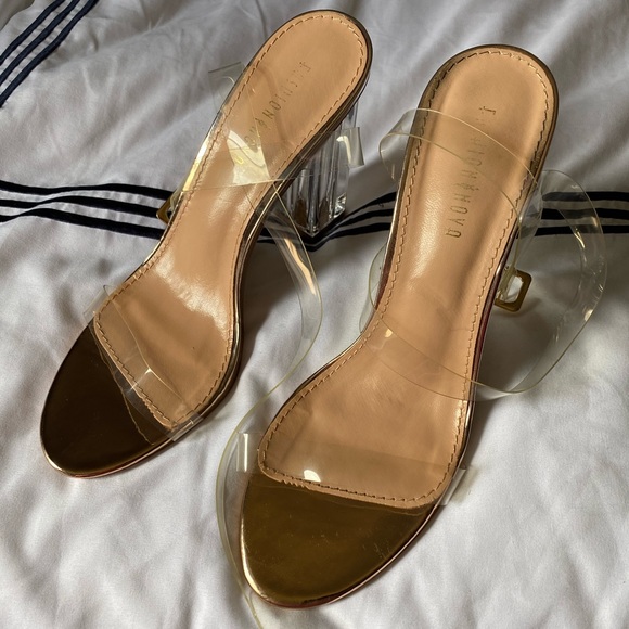 Fashion Nova clear heels - Picture 2 of 4